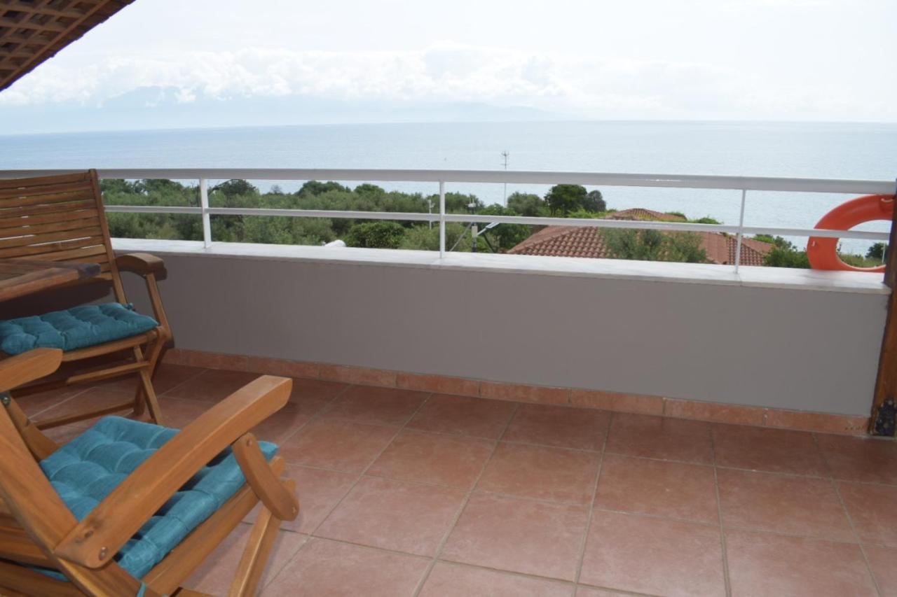 Alexandros Seaside Family Apartments & Villas - Paradise, 7' From Petalidi Kalamaki  Eksteriør billede