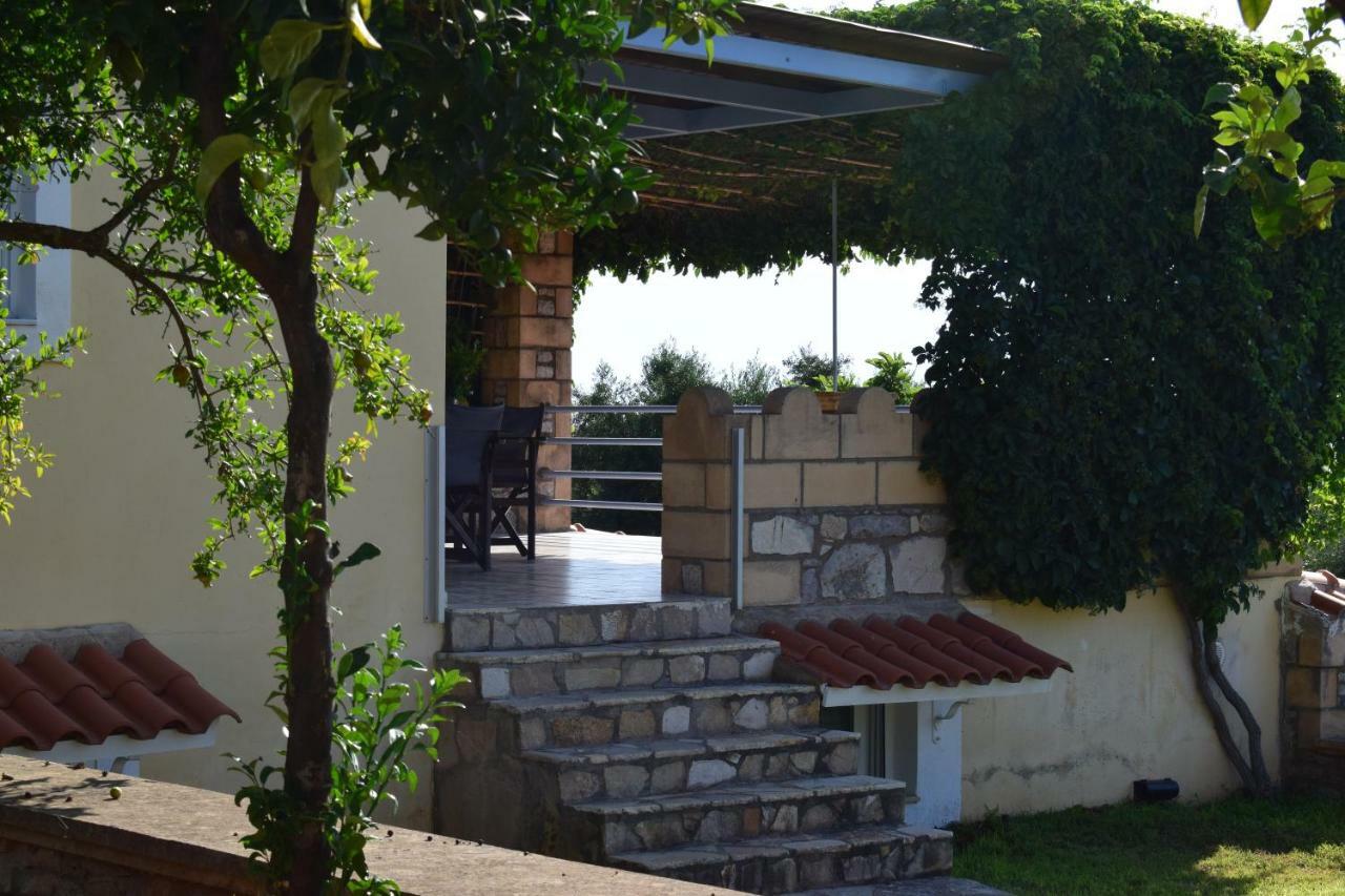 Alexandros Seaside Family Apartments & Villas - Paradise, 7' From Petalidi Kalamaki  Eksteriør billede