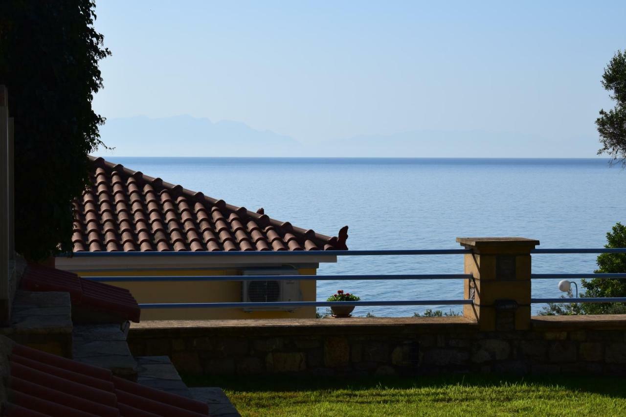 Alexandros Seaside Family Apartments & Villas - Paradise, 7' From Petalidi Kalamaki  Eksteriør billede