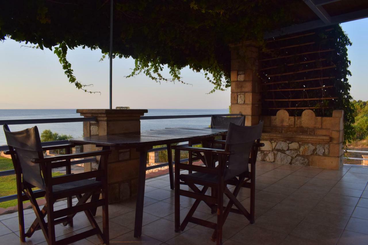 Alexandros Seaside Family Apartments & Villas - Paradise, 7' From Petalidi Kalamaki  Eksteriør billede